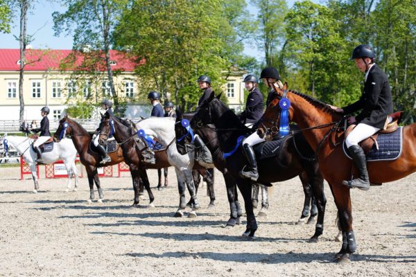 ERL Noortekarika autasustamine_foto Celin Lannusalu