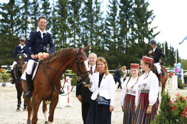 Liisa Oviir ja Kivisild